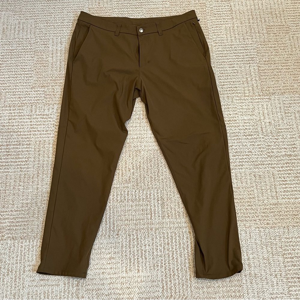 Lululemon Commission Slim Pants 38/32